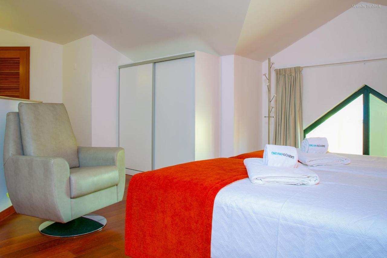 Luzbay Pool Apartments Luaran gambar