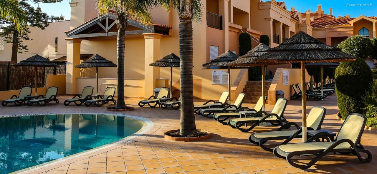 Luzbay Pool Apartments Luaran gambar