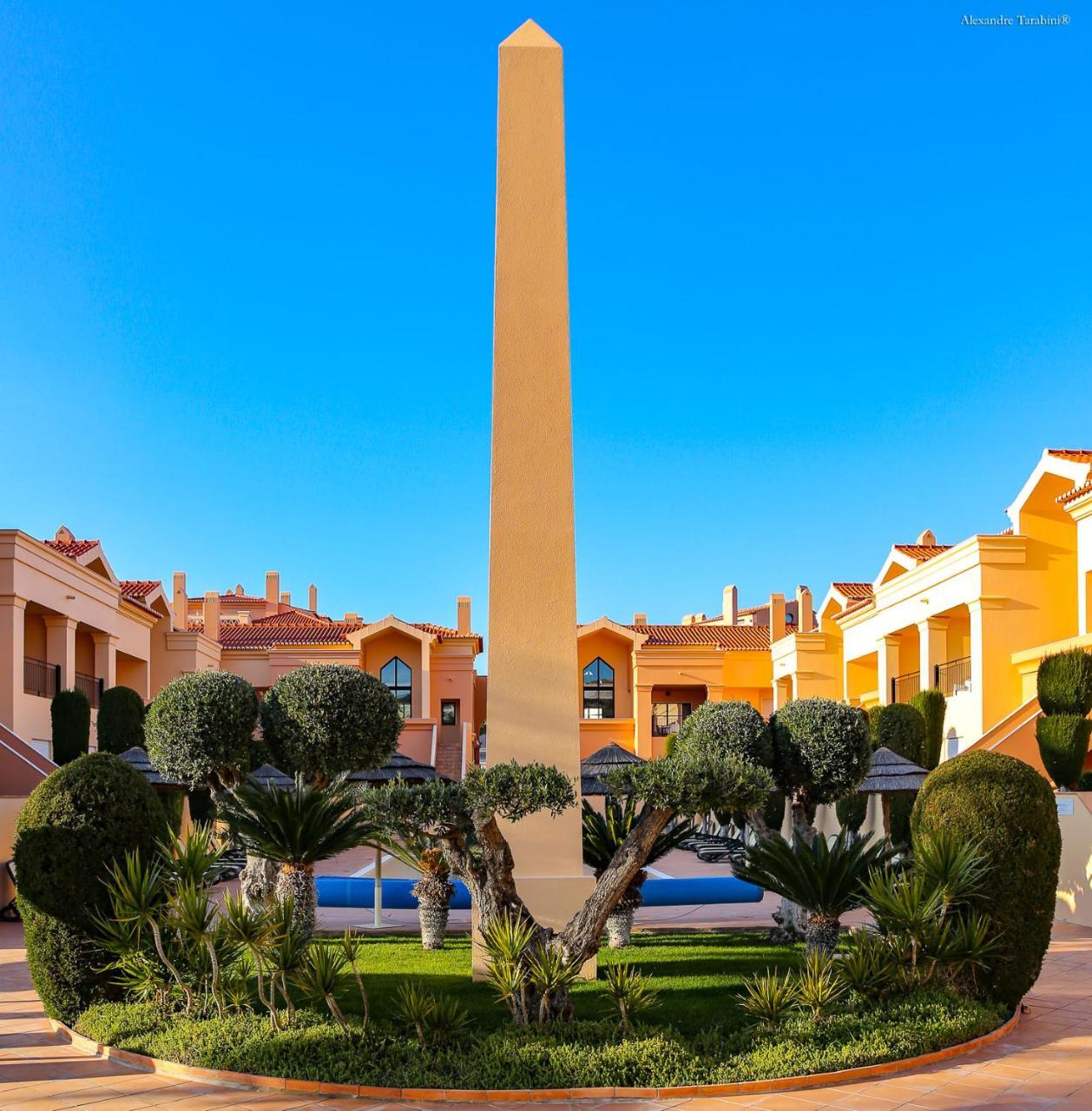 Luzbay Pool Apartments Luaran gambar