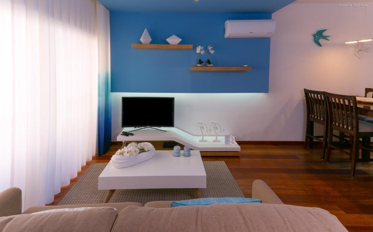 Luzbay Pool Apartments Luaran gambar